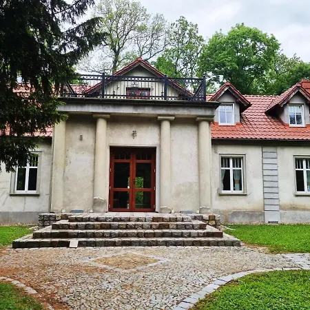 Dworek Pod Cisami Cieszków