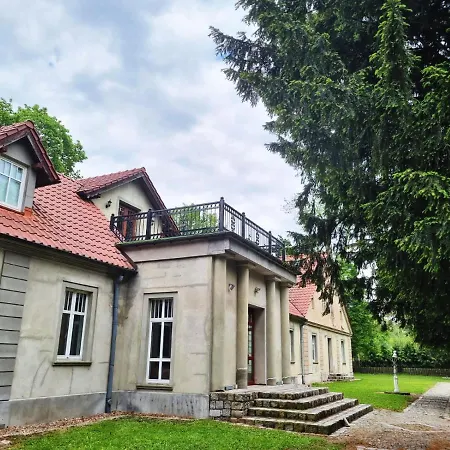 Dworek Pod Cisami * Cieszków